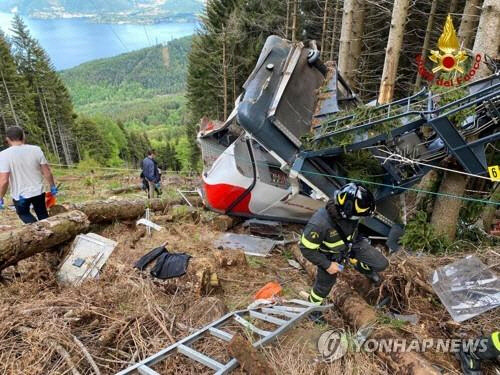 이탈리아 케이블카 추락 사고 현장[epa=연합뉴스]